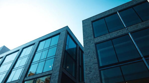 Maximiser confort et efficacité énergétique avec GTB bâtiment